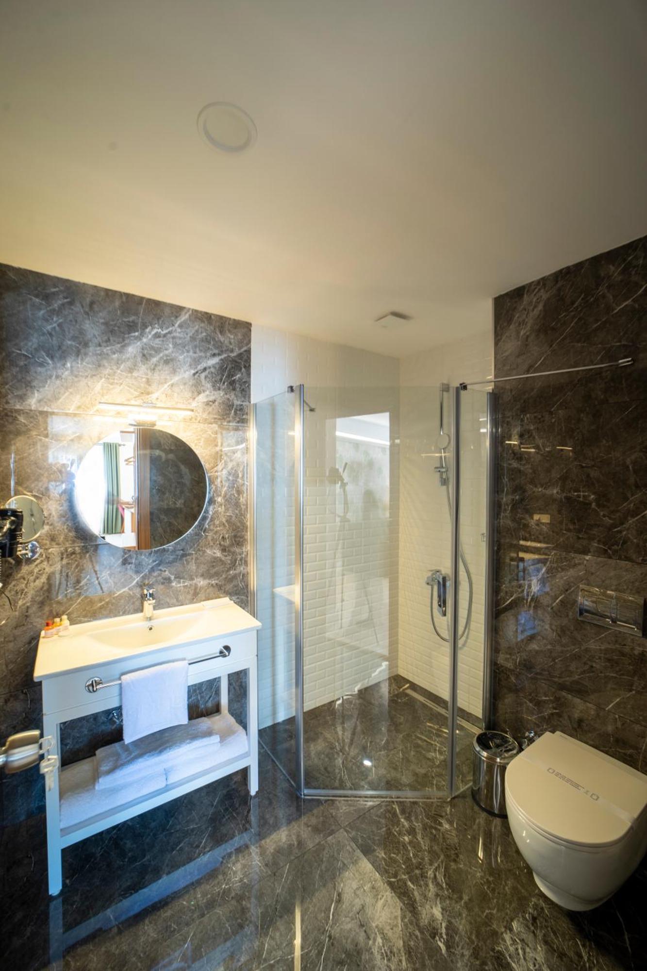 Mell City Hotel Trabzon Ngoại thất bức ảnh